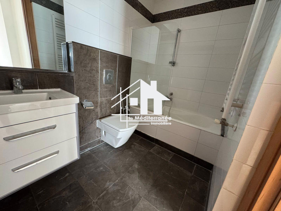 un appartement  s+3 au lac 1