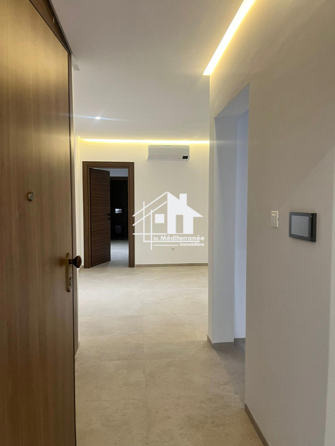 Un Appartement S+2 à Ain Zaghouan Nord
