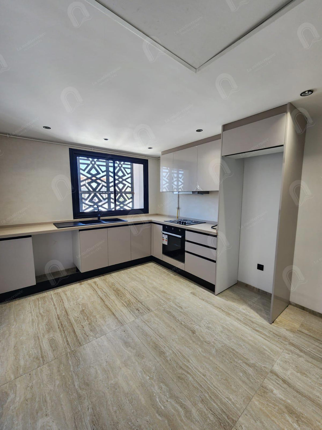 A vendre S2 neuf a Ain Zaghouan