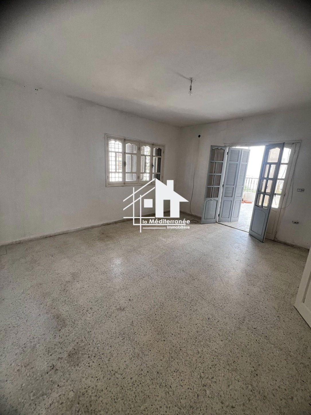 location étage de villa s4 au Bardo