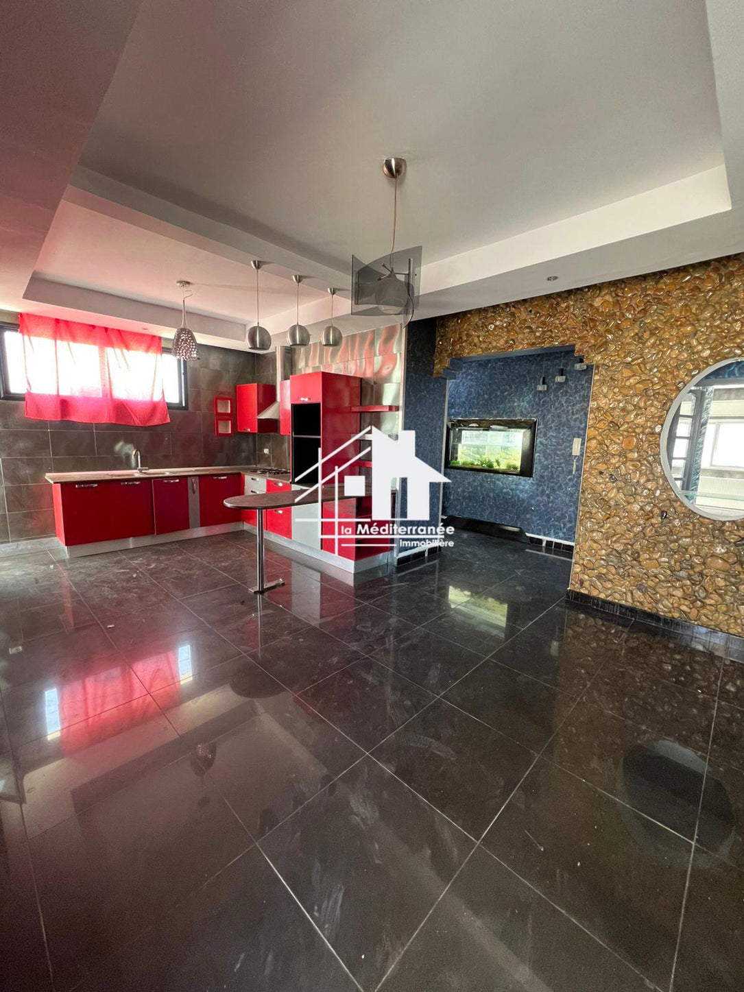 location étage de villa s2 au Beb sadoun
