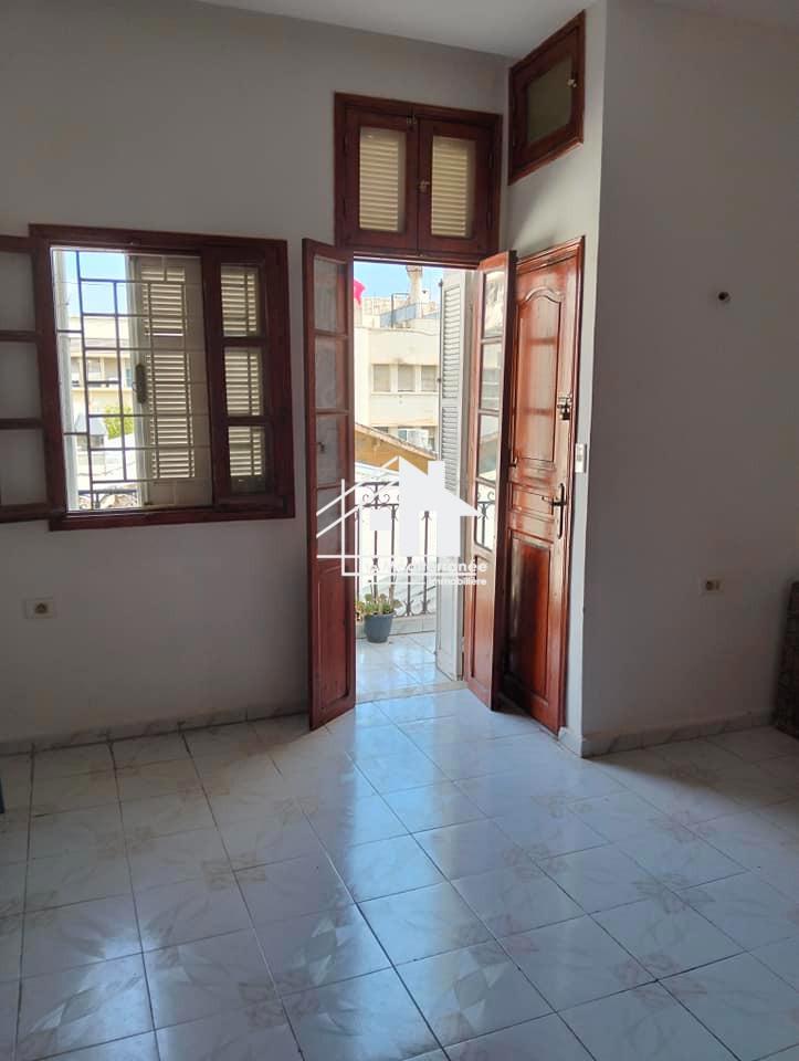 A louer  appartement S+2 à la lafayette