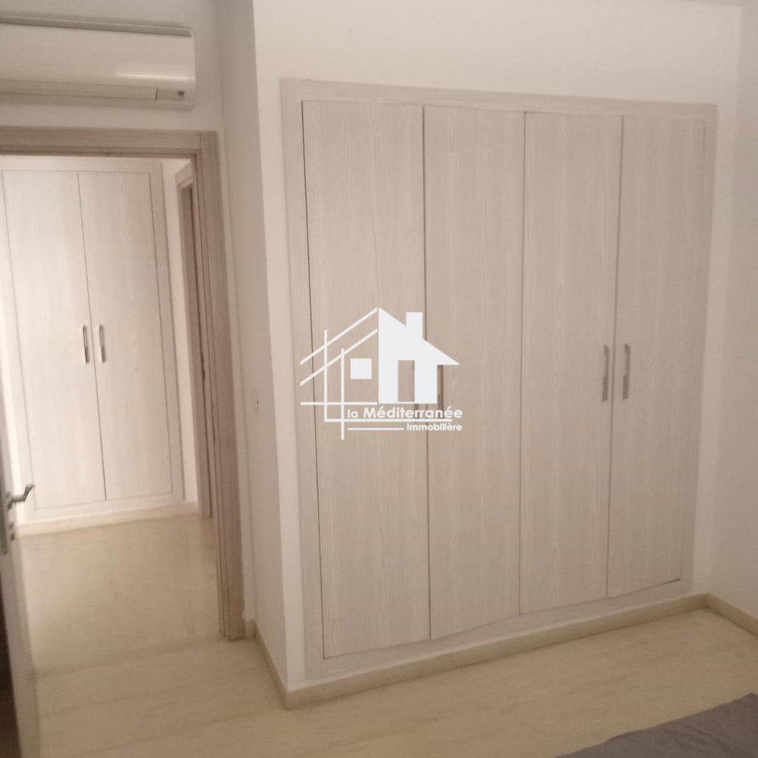 Appartement S+3 à l'Aouina
