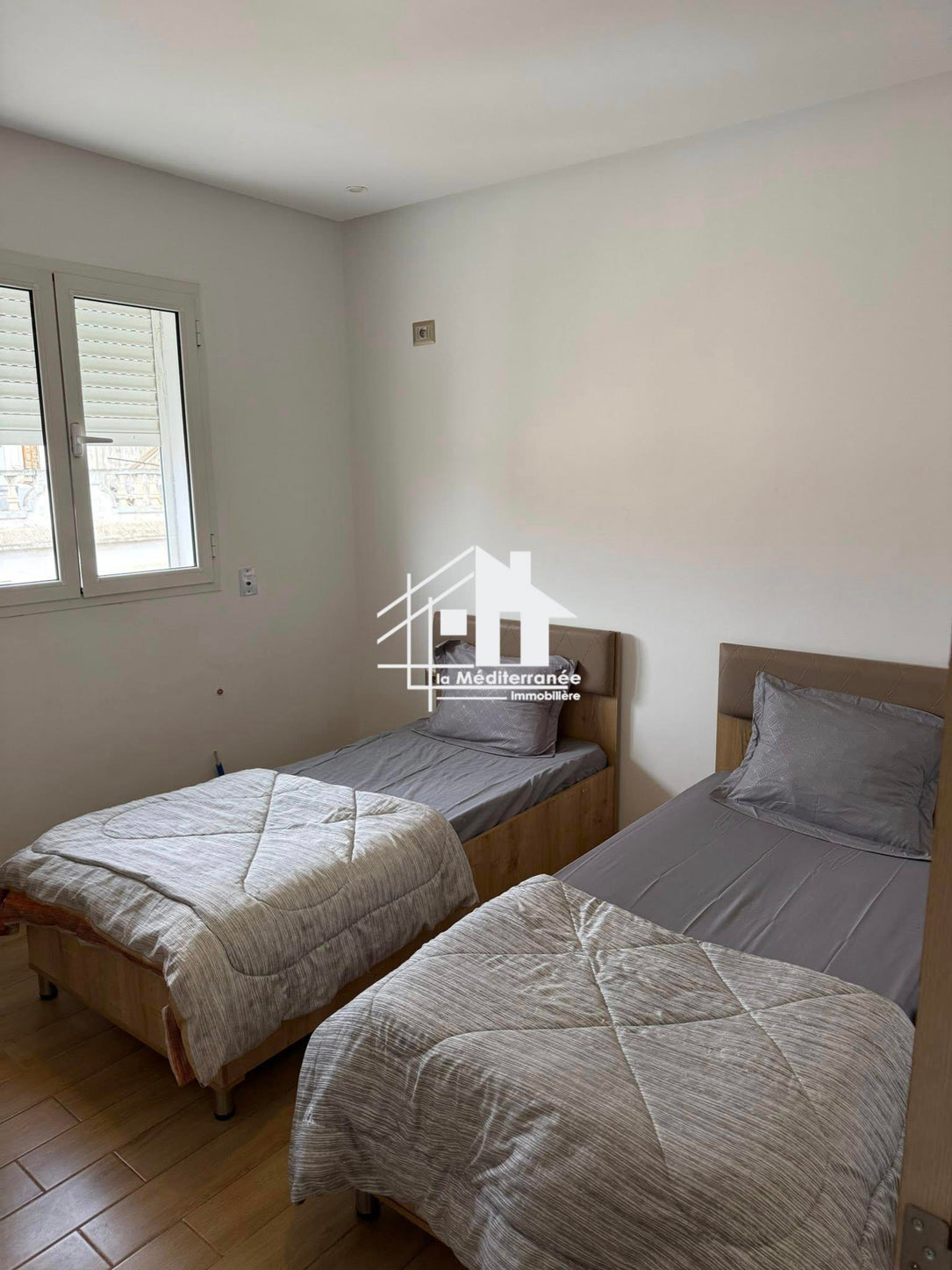 A louer appartement S+2 hst meubé courte durée à cité ibn khaldoun