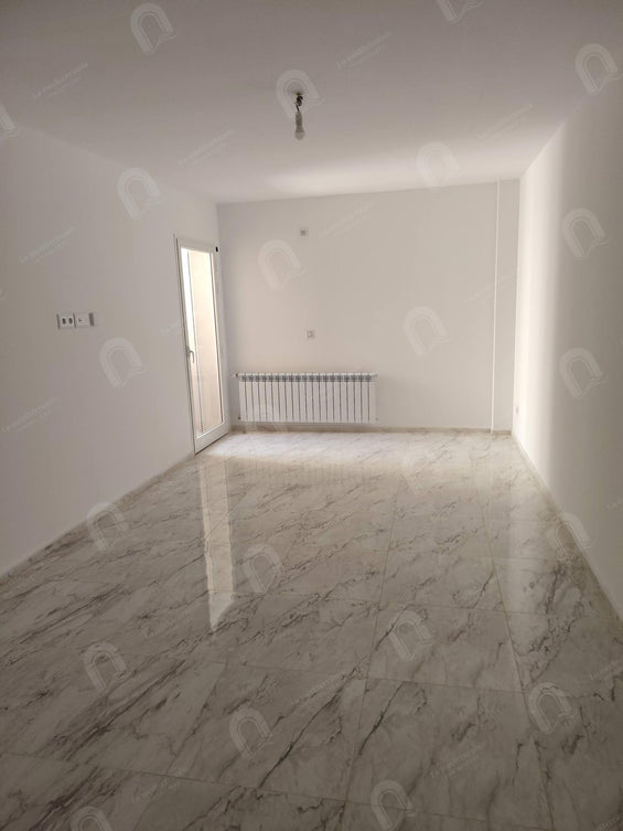 A louer appartement S+2 hst jamais habité à cité Ettahrir