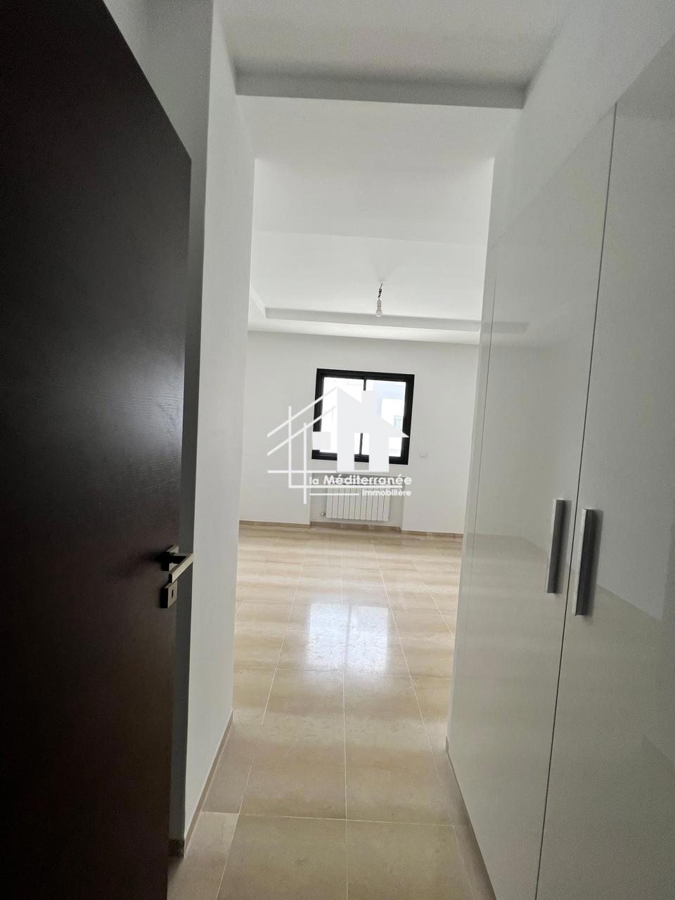 A louer appartement S+2 à Ain Zaghouan Nord