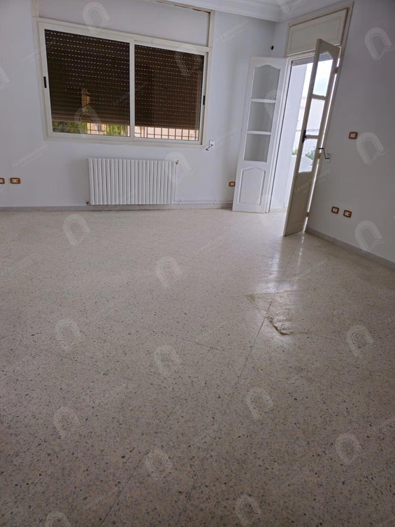 A louer étage de villa S+2 à Manouba