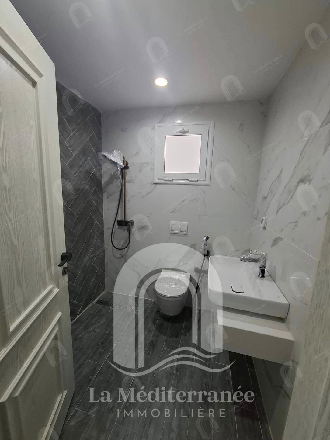 Appartement à Mégrine coteau