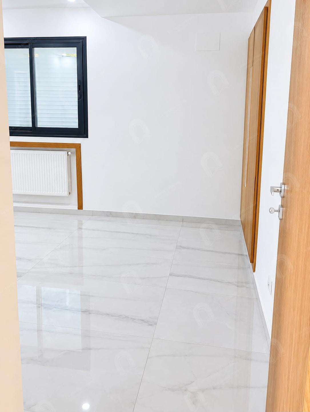 A vendre un appartement S+2 hst situé au Rdc à manouba