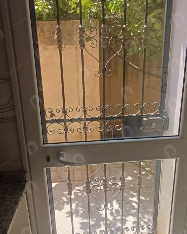 à louer une villa s+4 à mourouj 6