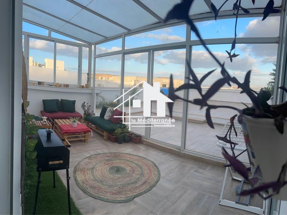A louer un appartement s+2 à ennasr 2