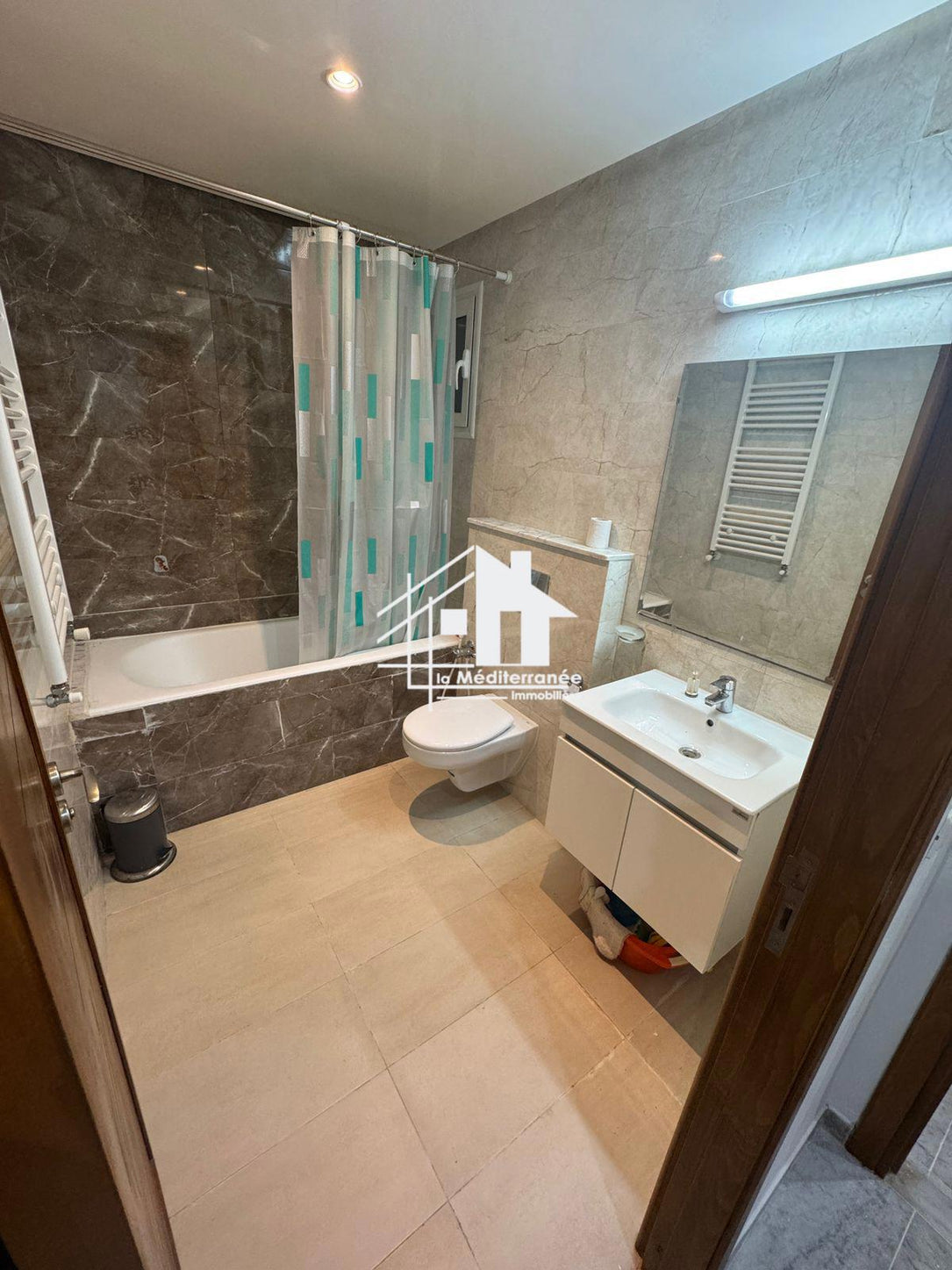 Un Appartement S+2 à Ain Zaghouan Nord