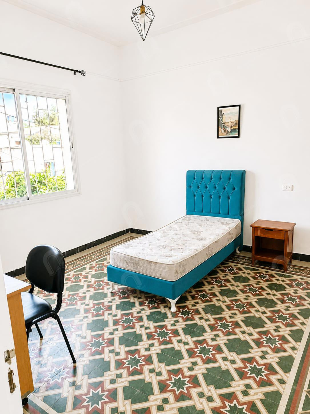 A louer un étage de villa S+3 Meublé au bardo 20 mars