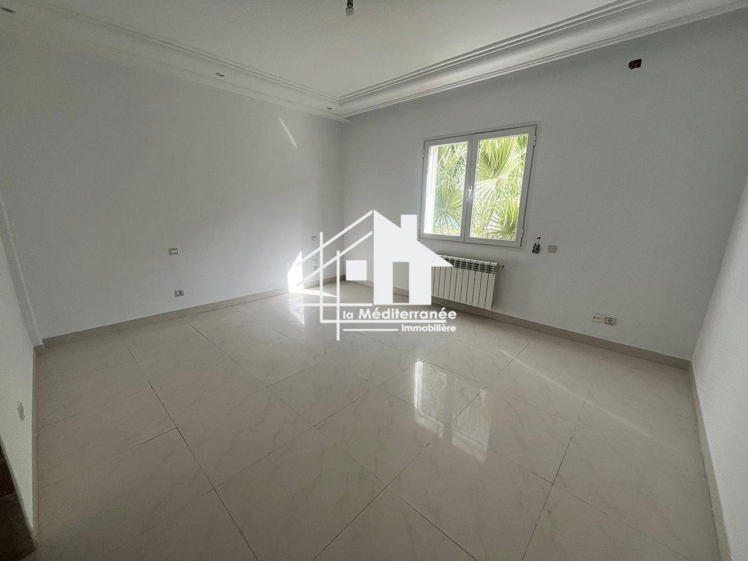 Appartement s3 hst au bardo
