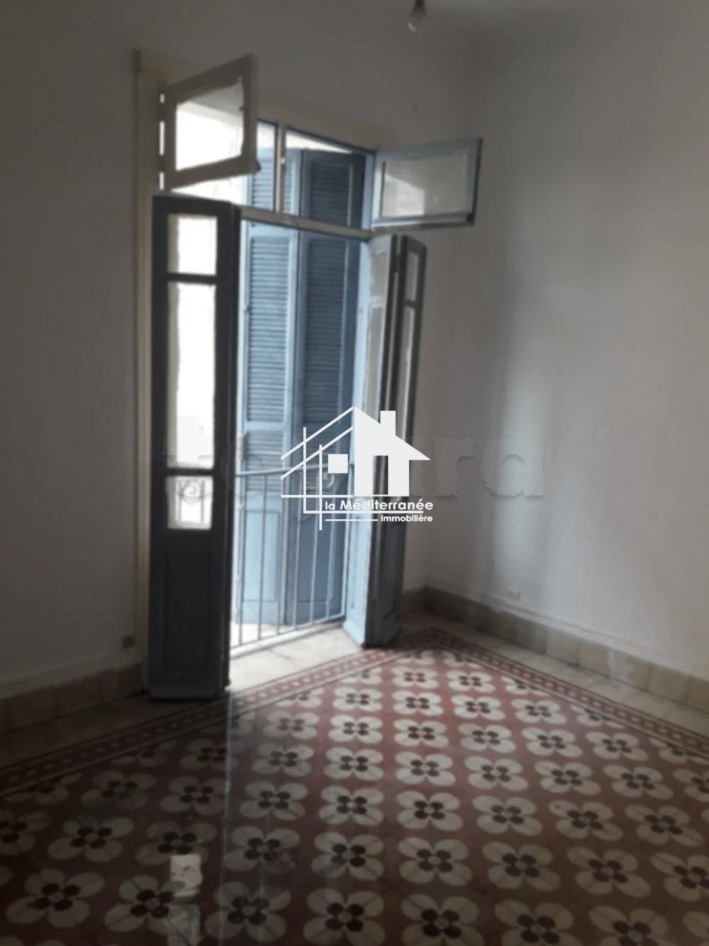 A louer  appartement S+2 au centre ville, tunis