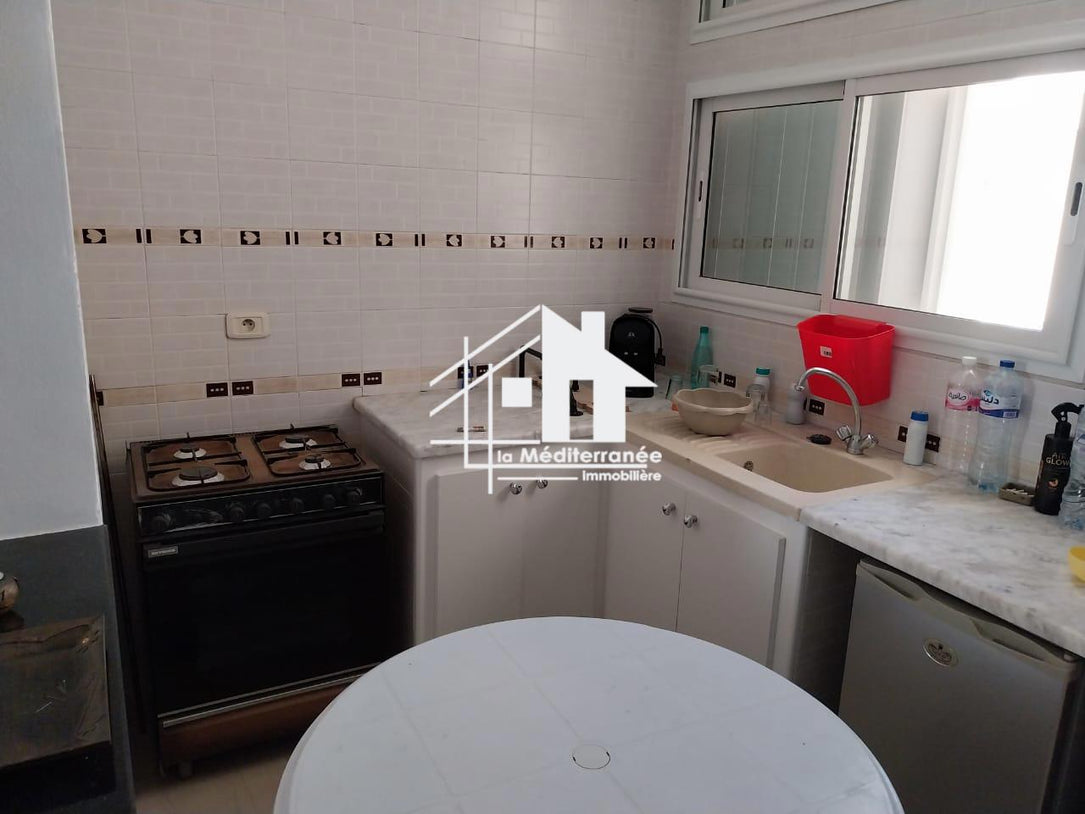 A louer étage de villa S+1 meublé au bardo 20 mars