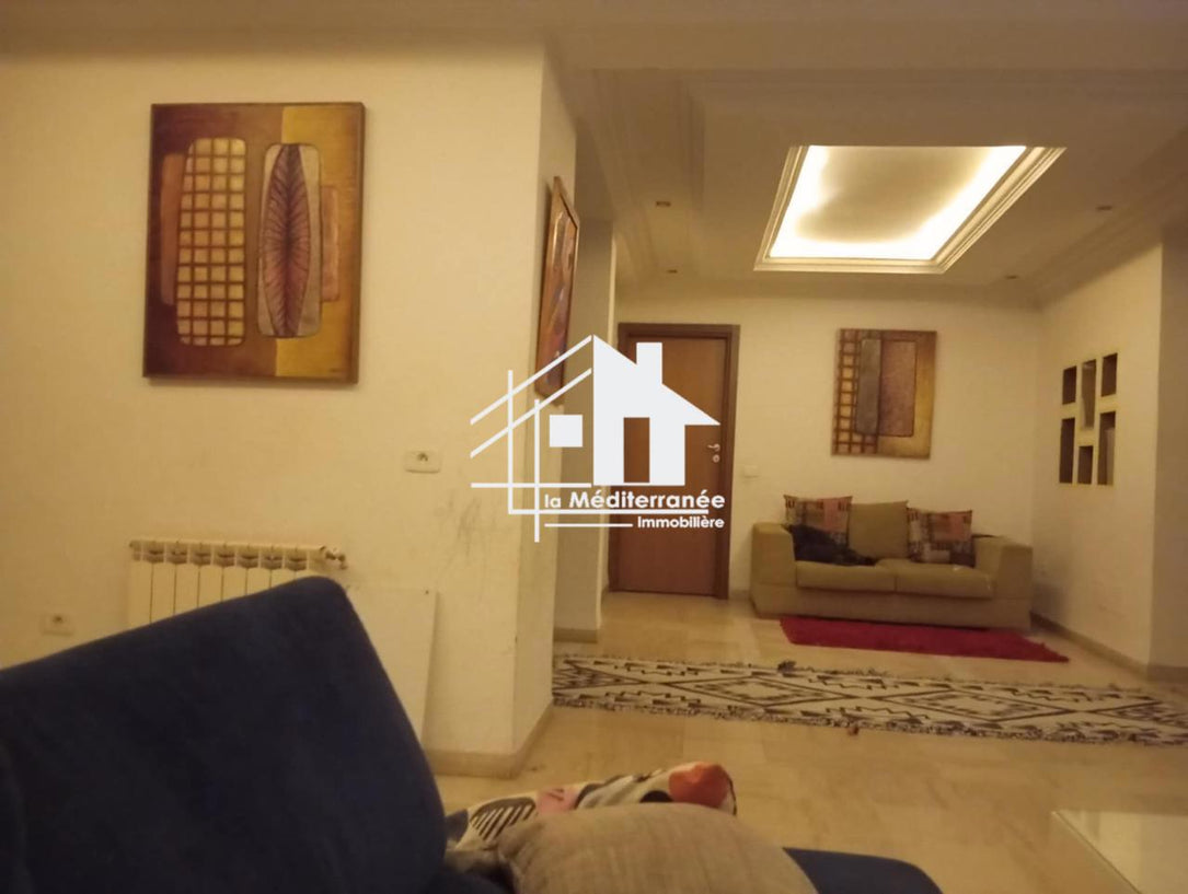 A louer un étage de villa S+2  meublé à denden