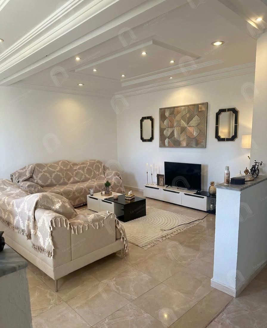 A louer étage de villa S+3 à cité skik bardo