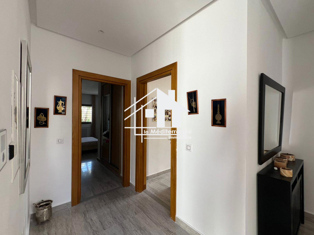 A louer une luxueuse villa plain pied avec piscine