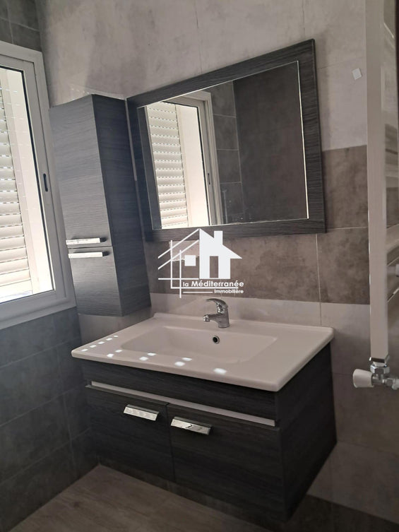 A louer un appartement s+2 à riadh el andalous