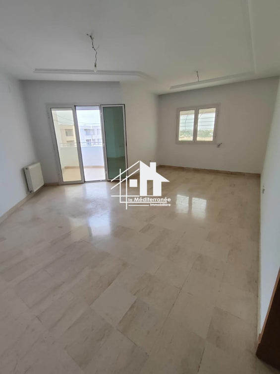 A vendre S+2 a cité Wahat