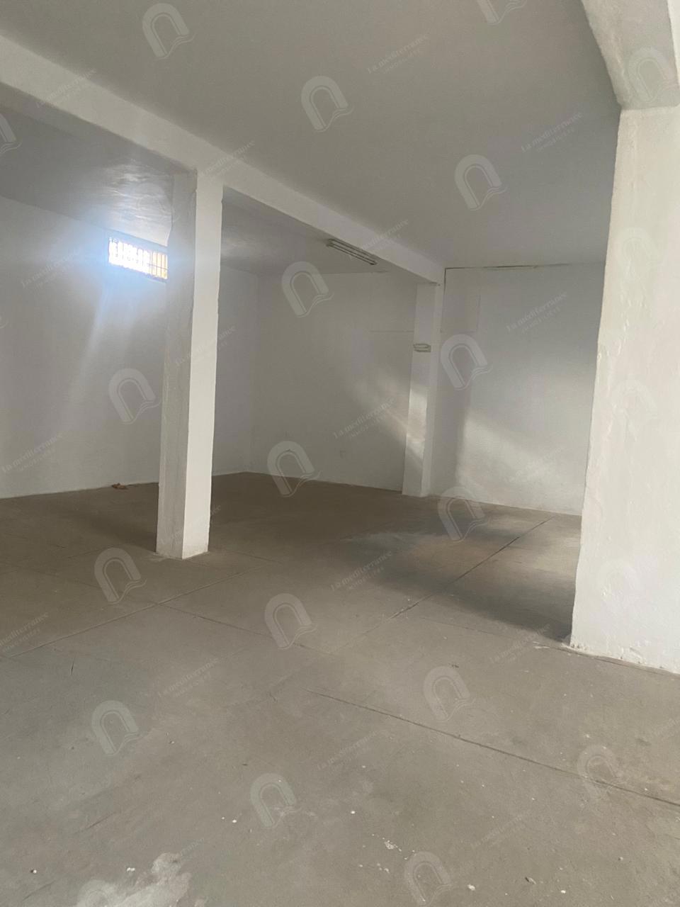 A vendre mur et fond de commerce au centre ville Tunis