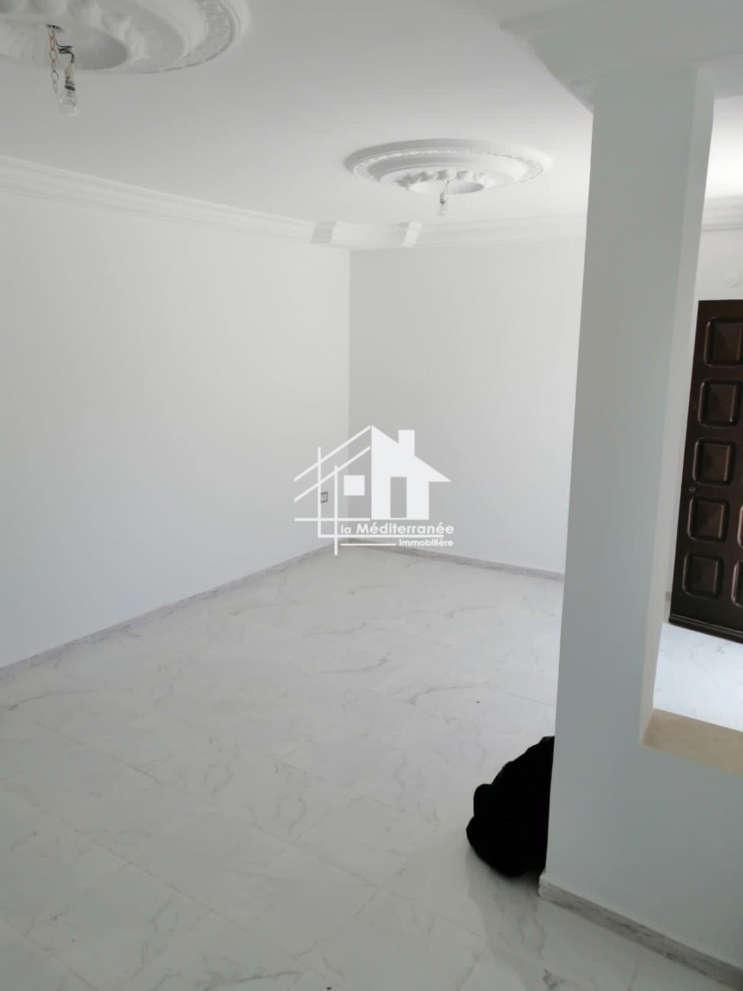 A louer un étage de villa S+2 au bardo rue de beyrouth
