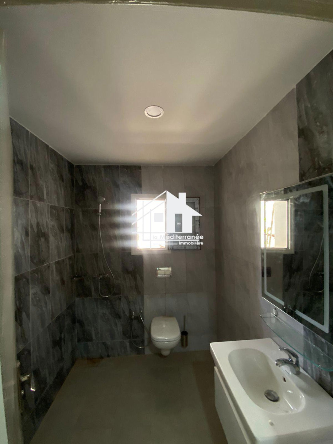 A louer appartement S+3 RDC à la Manouba