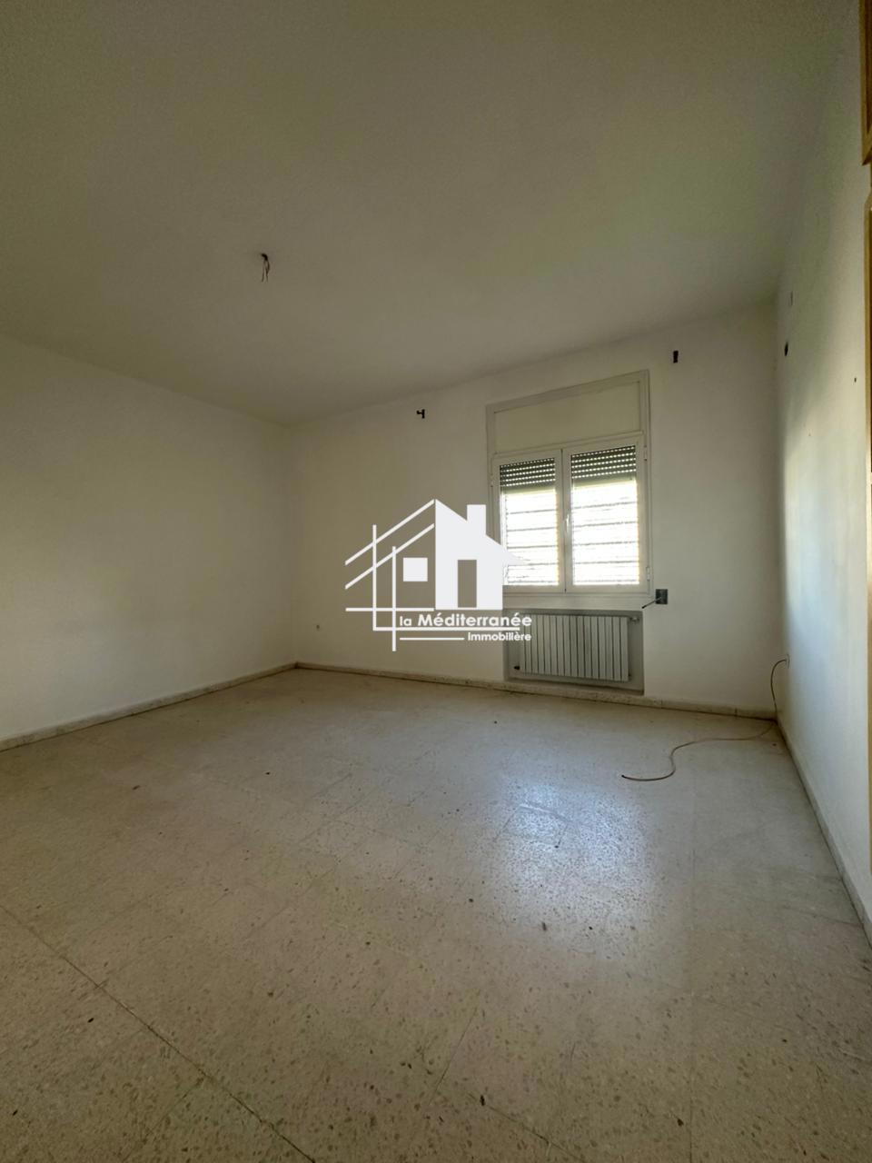 Etage de villa à Mégrine Jawhra