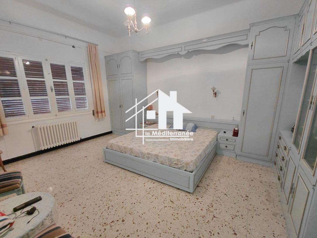 A vendre une villa sur deux niveaux à Montfleury