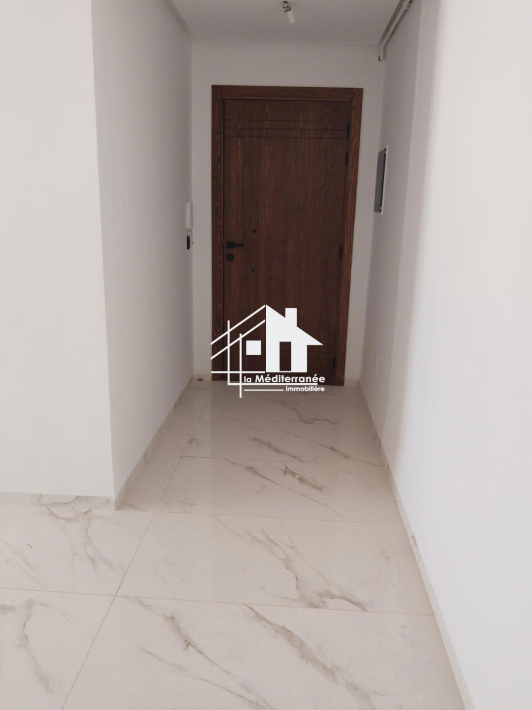 Un appartement S+2 a L 'aouina