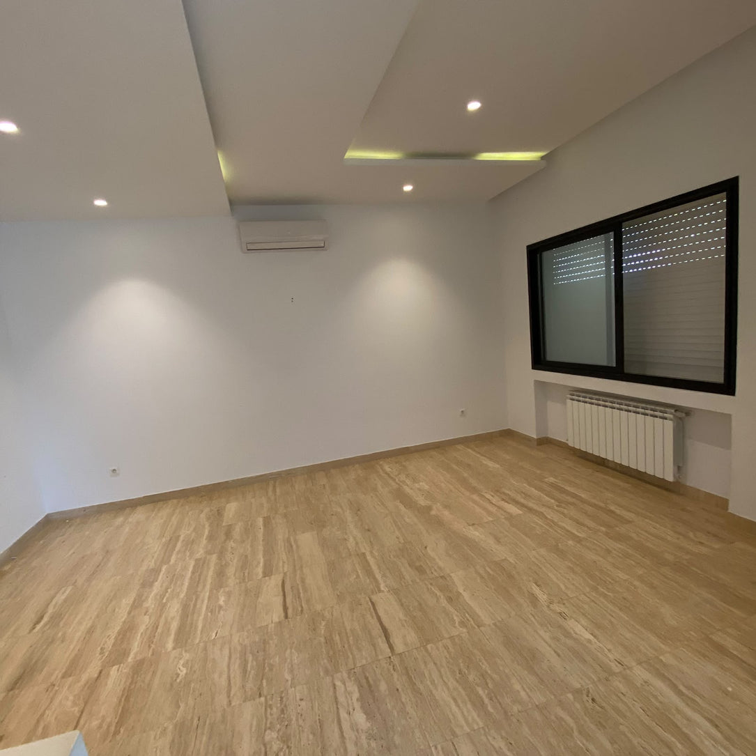 Duplex avec piscine s+3 chotrana 1 3000 DT