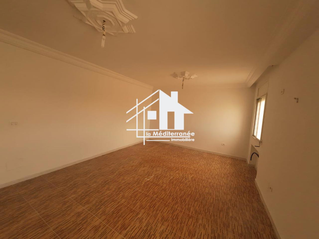 A louer étage de villa S+4 à manouba