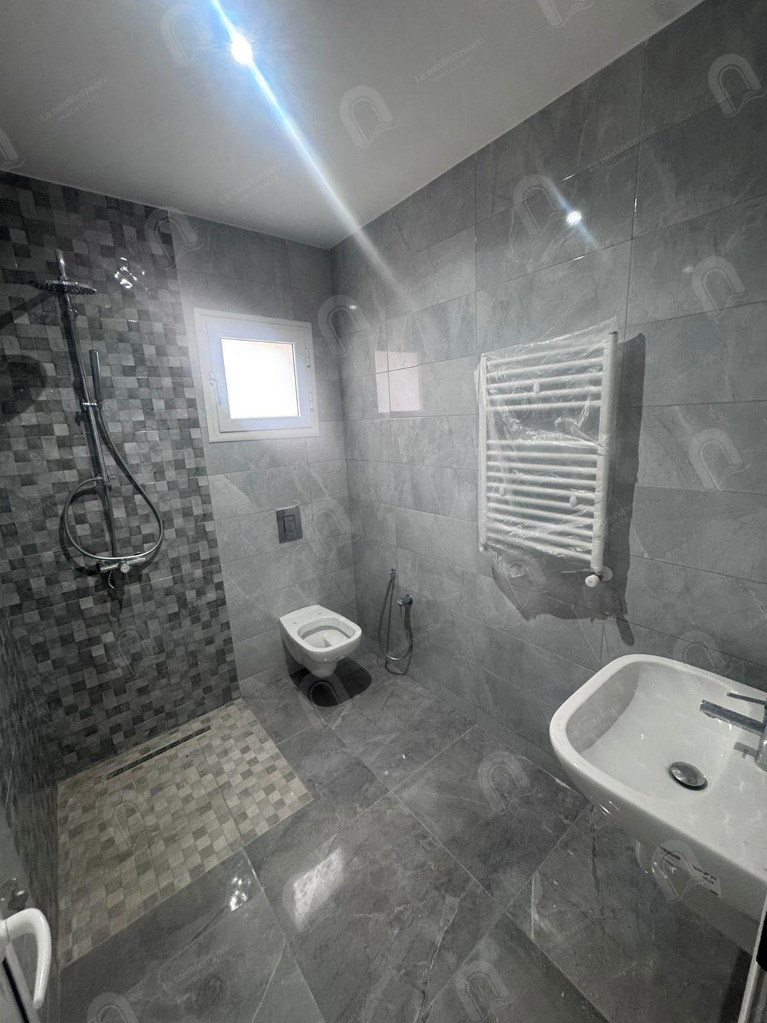 A louer appartement S+2 hst jamais habité au bardo