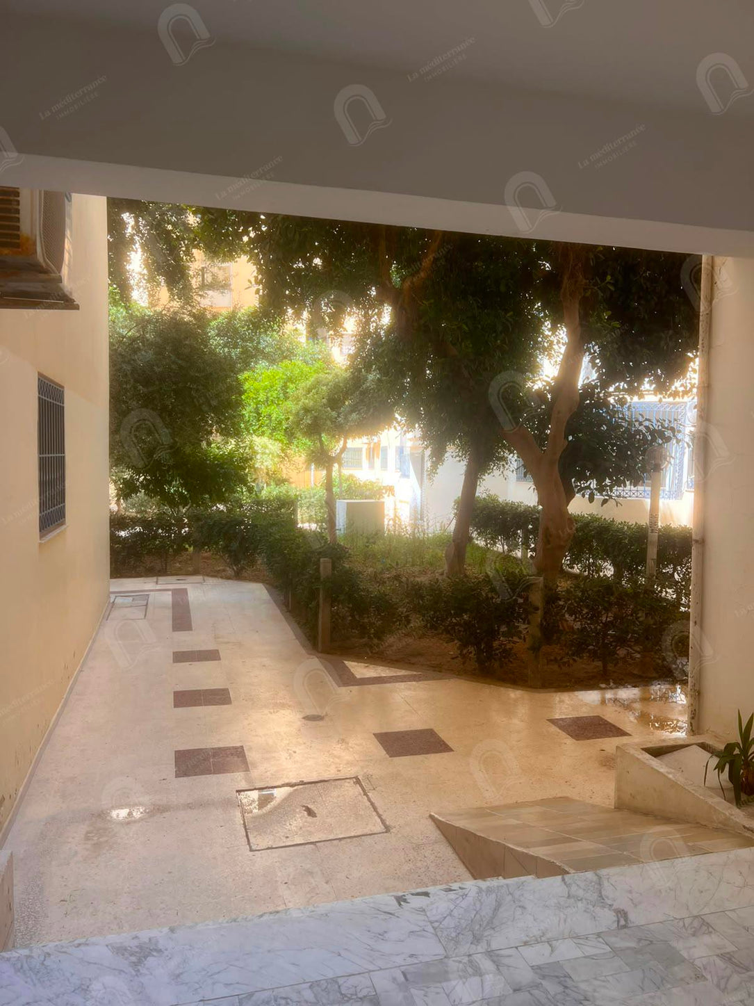 Appartement S+3 à Ain zaghouen