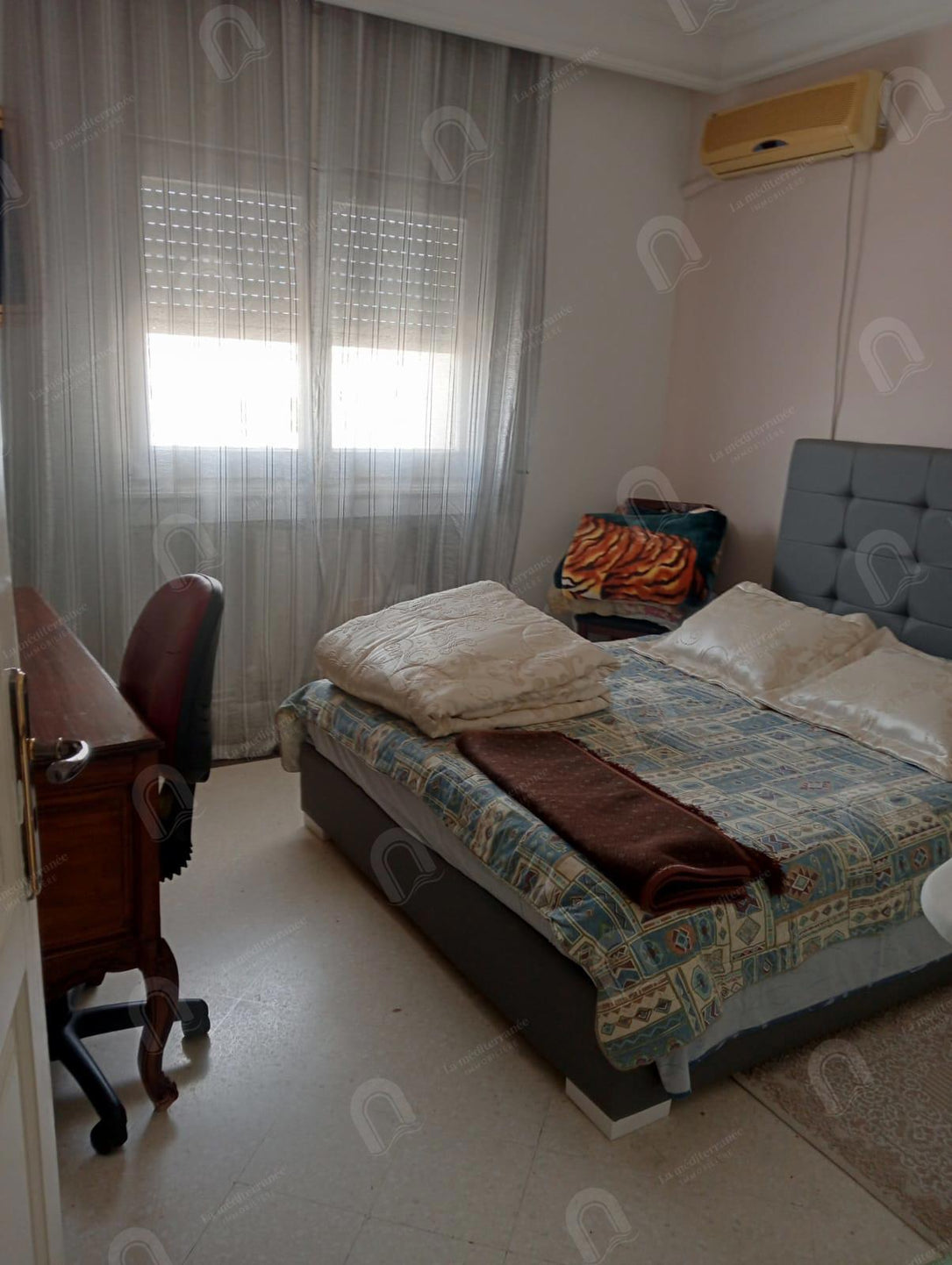 À Vendre – Appartement s+2 à cité Ennasr 2
