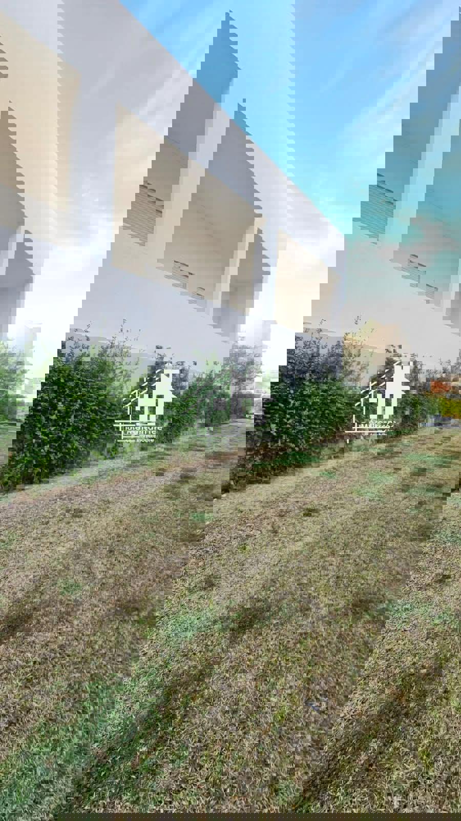 A louer S2 avec jardin à la soukra