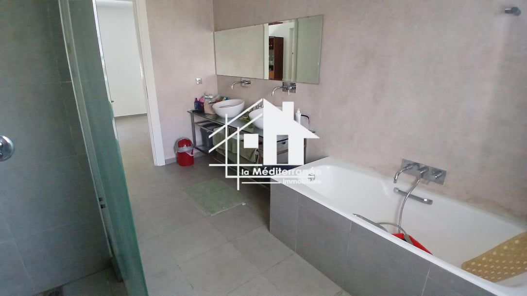 villa haut standing a louer