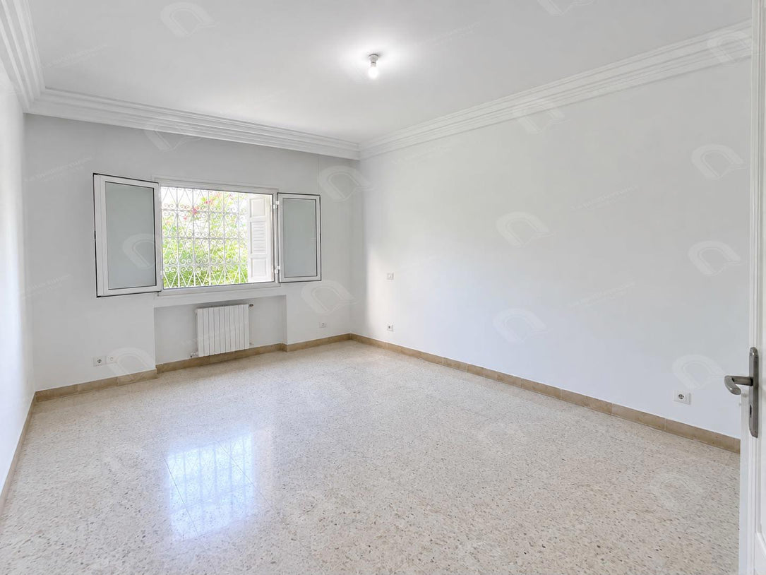 A louer s+3 à Marsa Stade