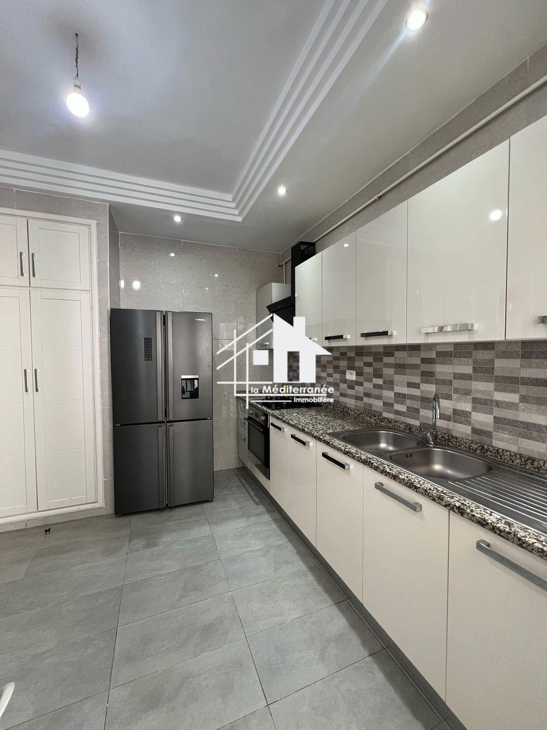 A vendre appartement s3 hst à Manouba