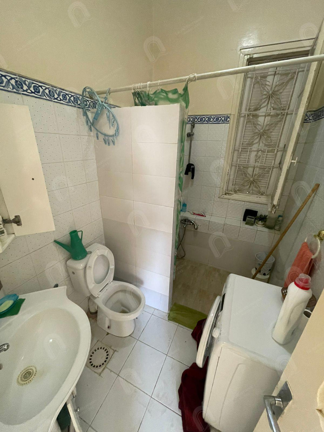 A vendre une villa 2S+1 indépendante  au bardo centre
