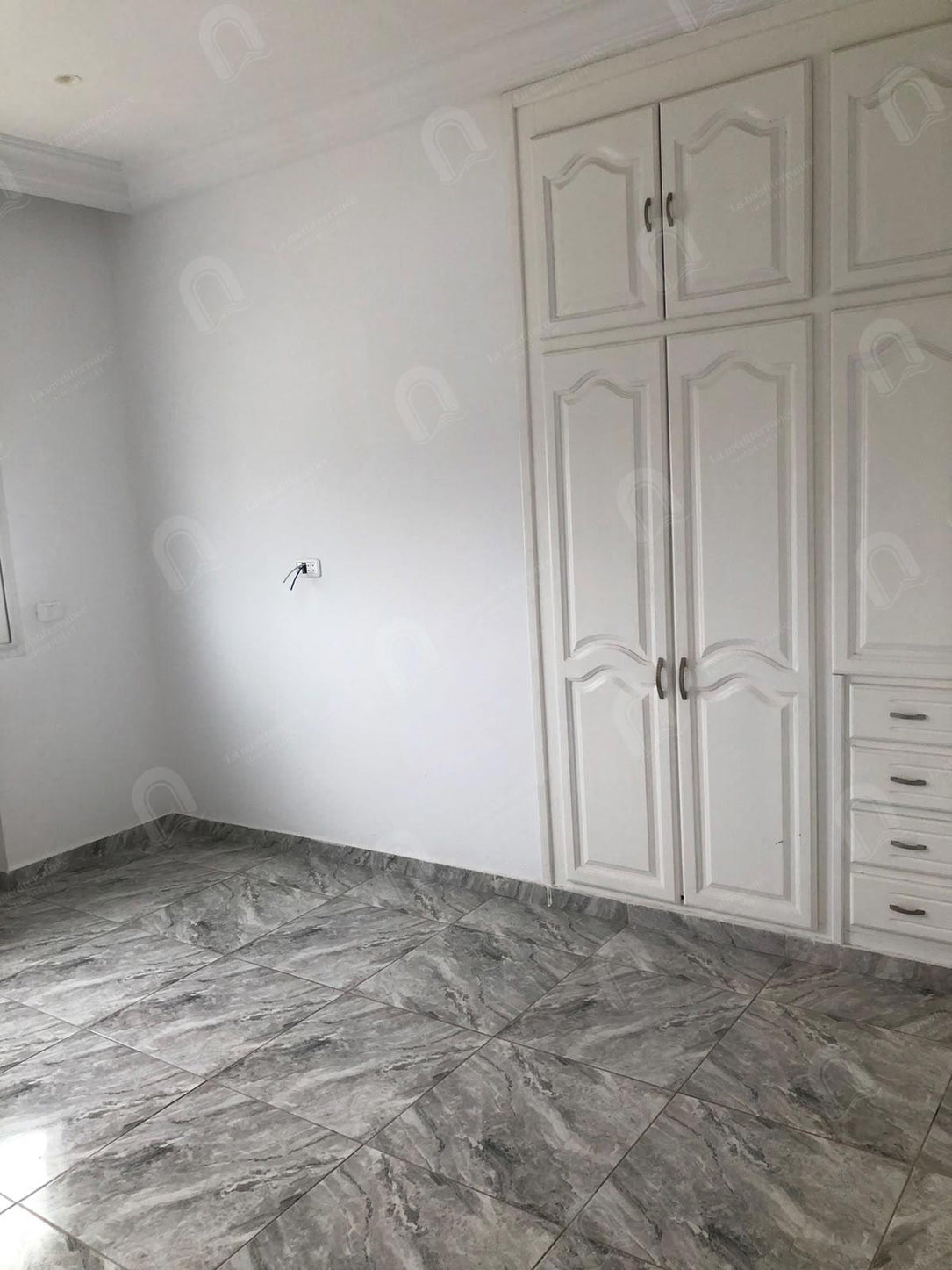 A louer Etage de villa  s+3 à jardin d'el menzah 2
