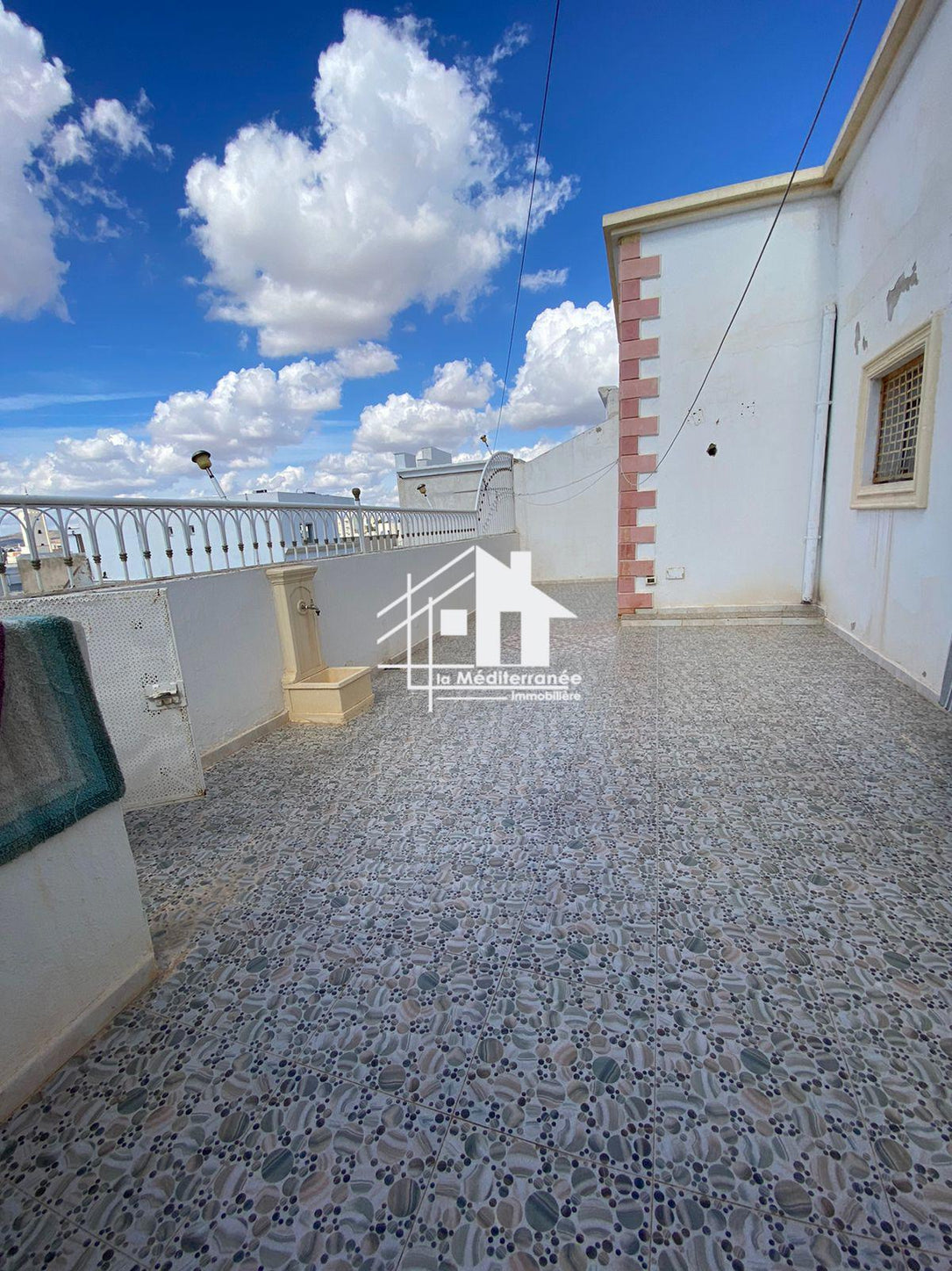 A louer étage de villa S+3 au bardo