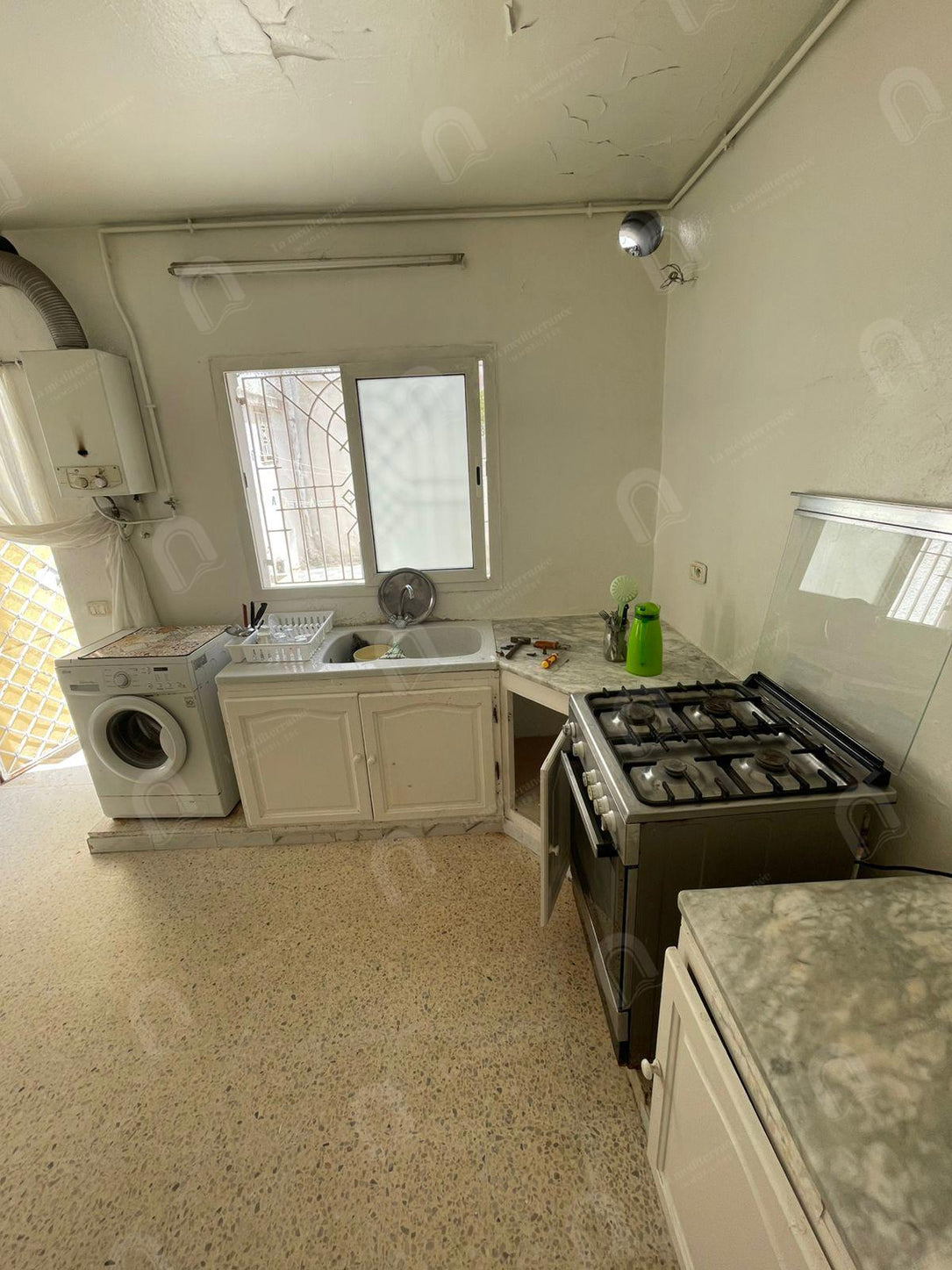 A louer un étage de villa S+3 meublé au bardo
