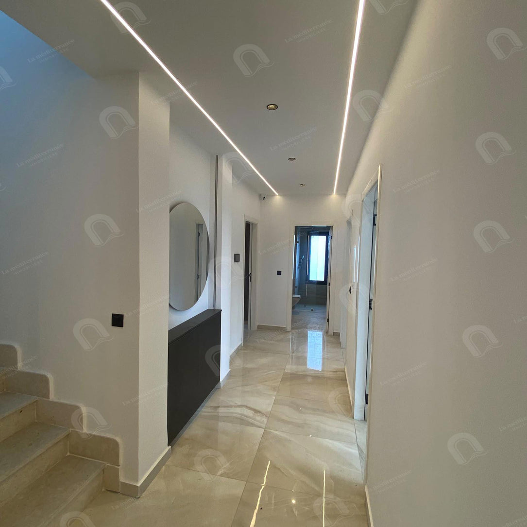 A louer villa s+2 à la soukra