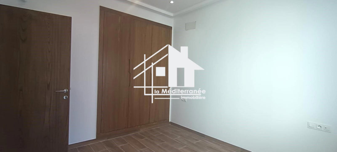A louer appartement S+1 à Chotrana 1