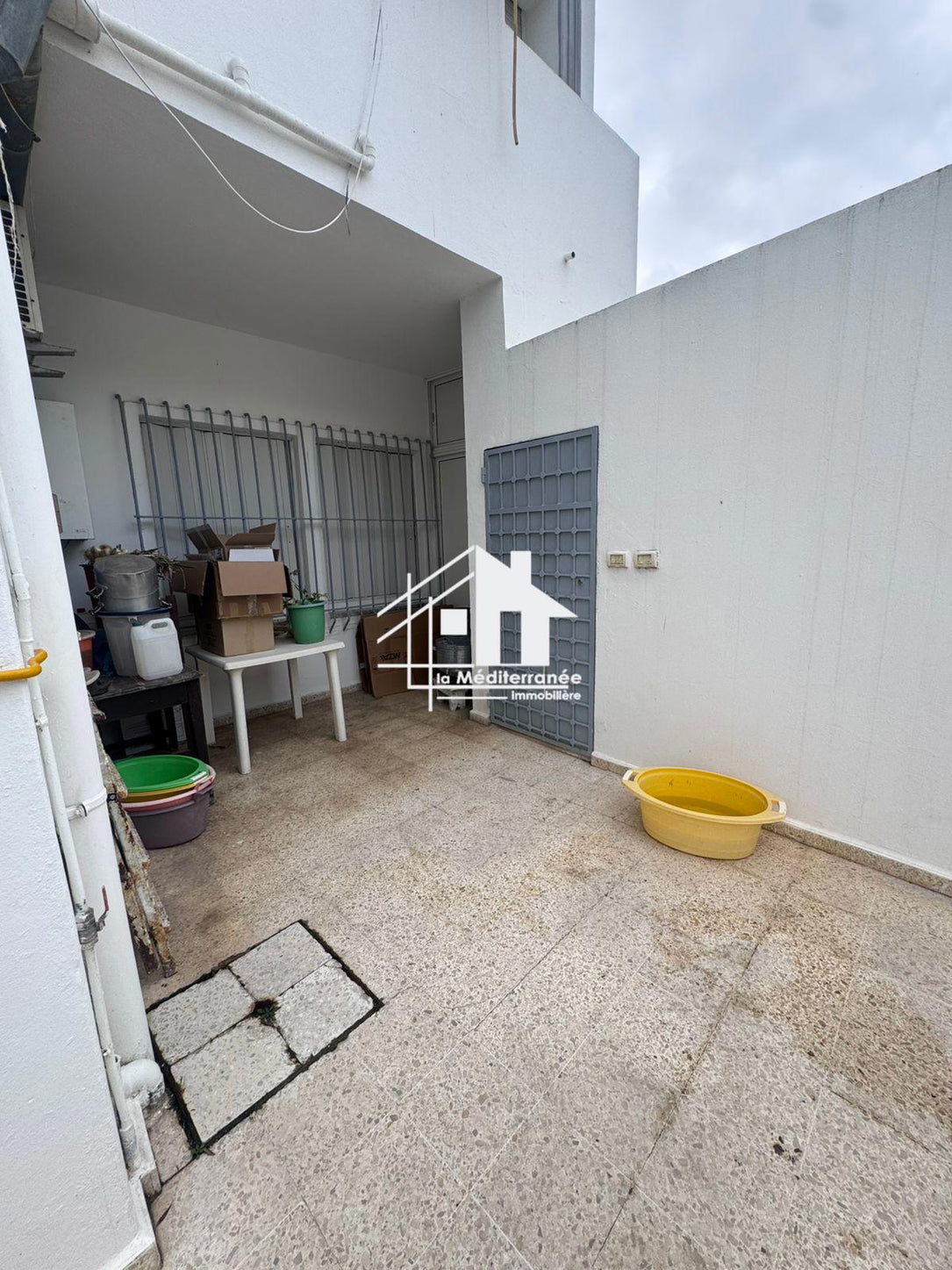 A vendre une villa 2S+5 au bardo