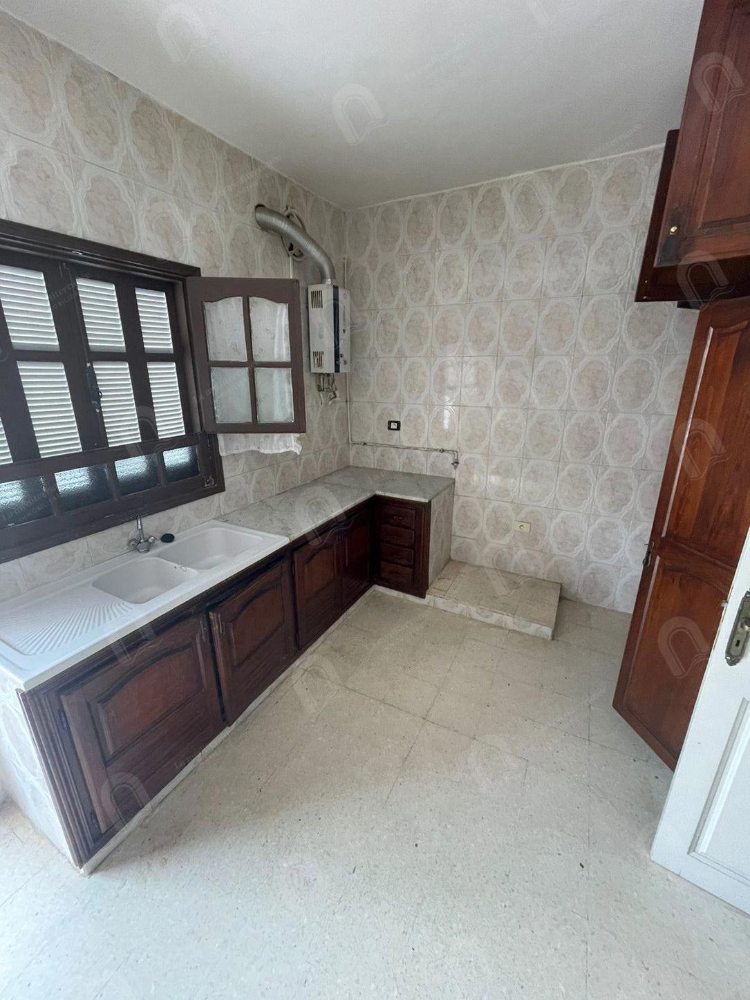A louer un étage de villa S+3 au bardi cité riadh