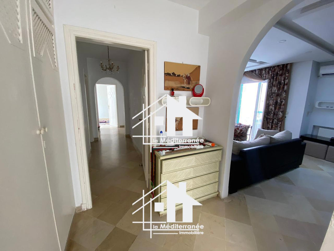 A vendre Appartement S+3 à Ennasr 1