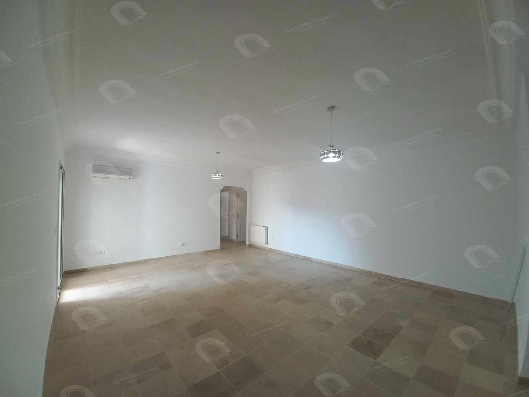 Appartement s+3 à Ezzahra lycée